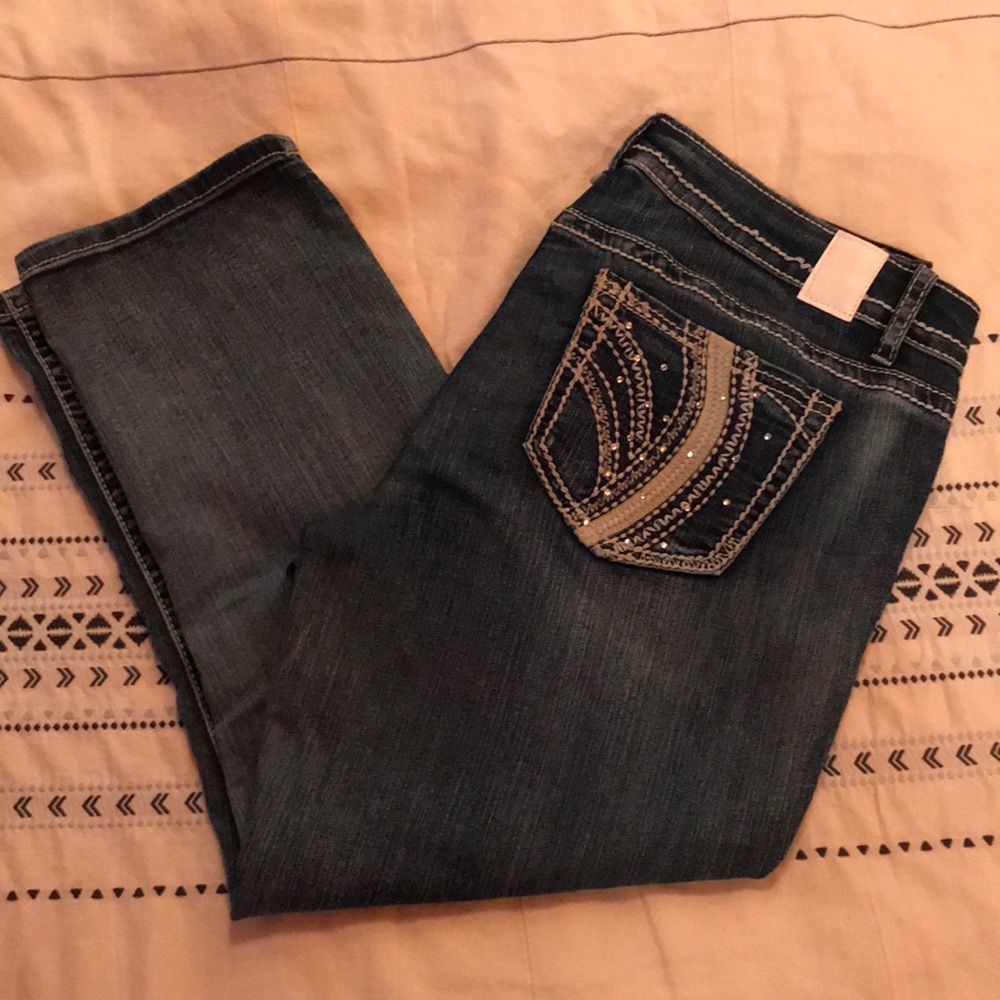 EUC Maurices Capri jeans size 11/12